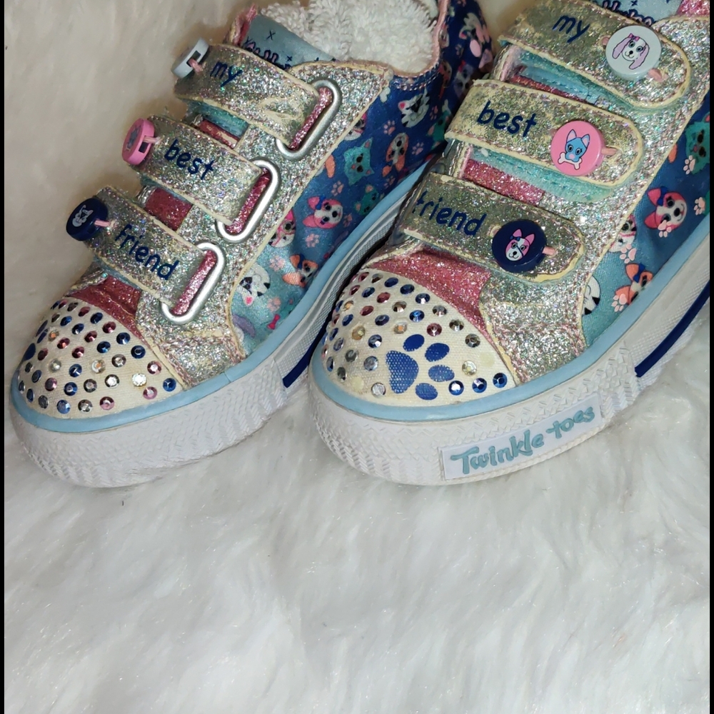 Girls shoes
